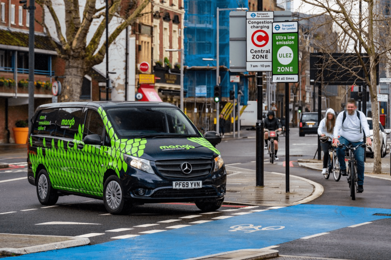 All-electric Mercedes-Benz-eVito-hits-the-sweet-spot -for-Mango-Logistics-gallery-01