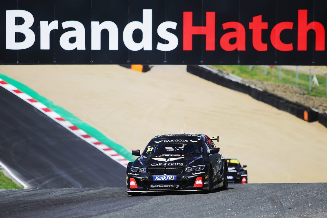 Ciceley Motorsport takes home three top-10s at Brands Hatch!