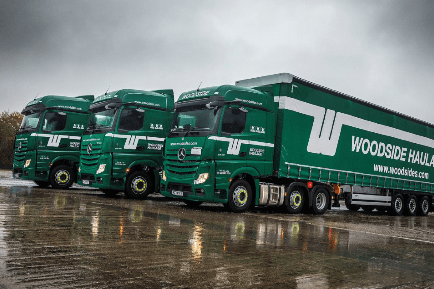 Cutting-edge Mercedes-Benz-truck-technology-delivers-on-efficiency-and-safety-for-Woodside-Logistics-gallery-03