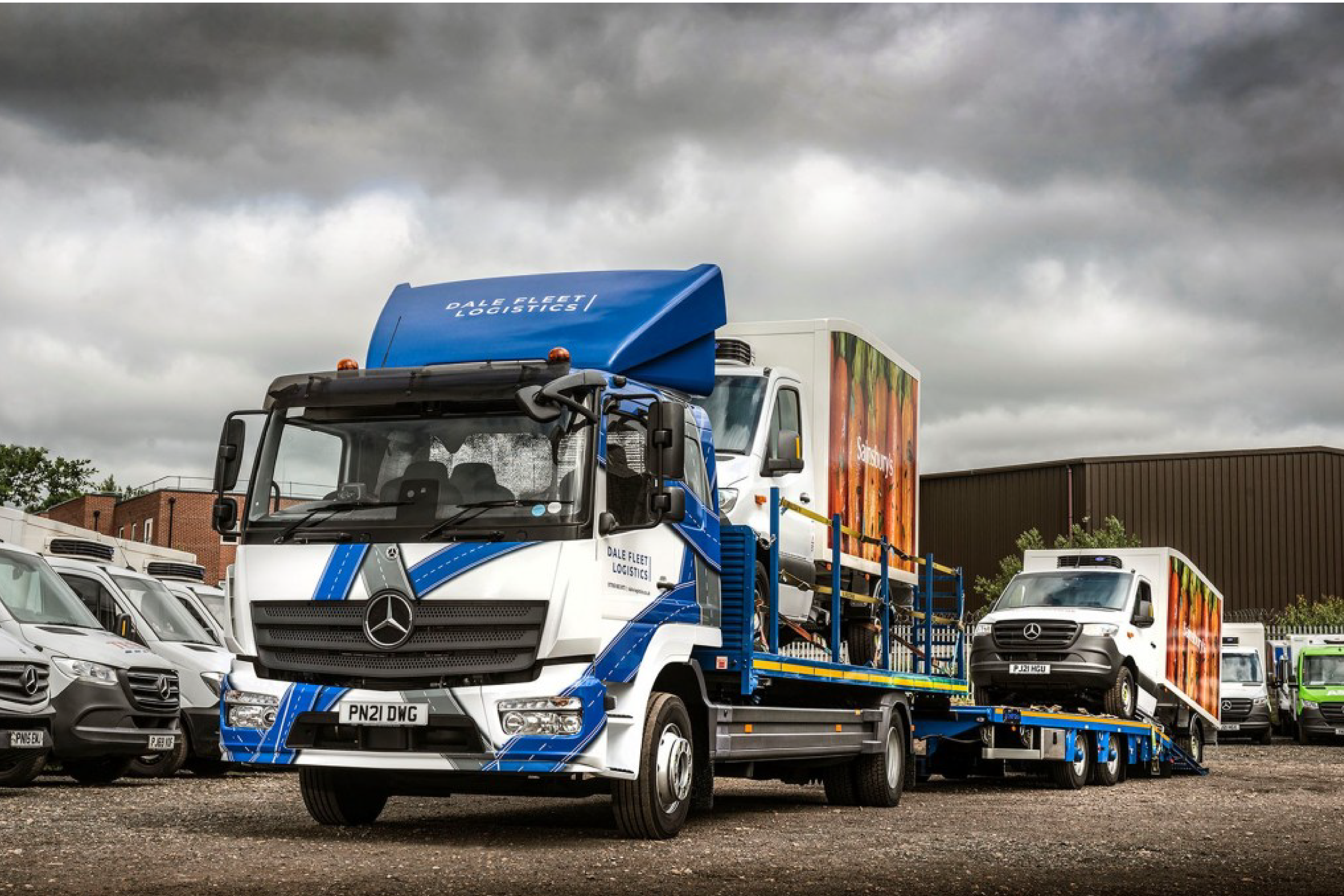 Dale-Fleet-Logistics’-tough-new-Mercedes-Benz-Atego-puts-in-the-hard-miles-so-electric-vans-don’t-have-to-gallery-02