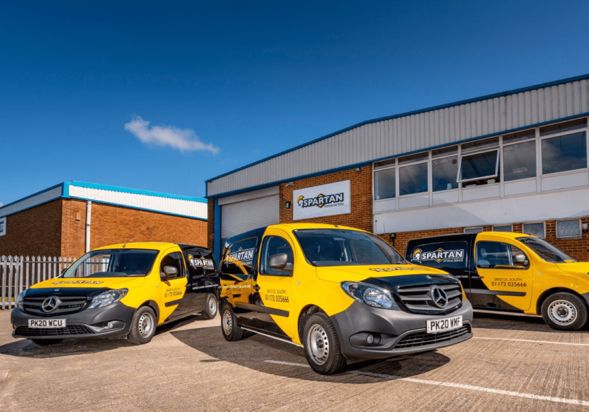 Mercedes-Benz-Vans-Dealer-Ciceley-Commercials-answers-Spartan’s-call-to-arms-text-image