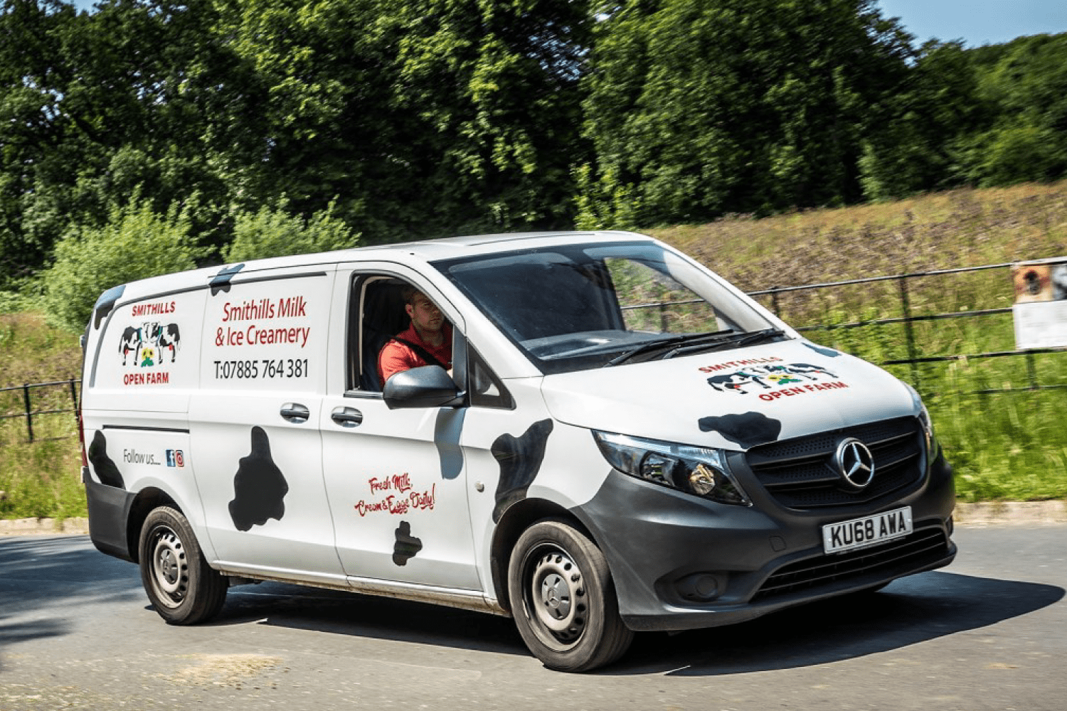 Approved-Used-Mercedes-Benz-Vito-vans-win-every-round-for-Smithills-Open-Farm-gallery-02